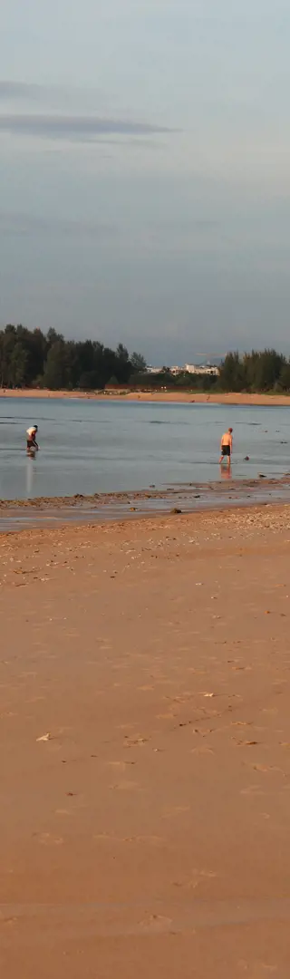 Auf Phuket am Strand